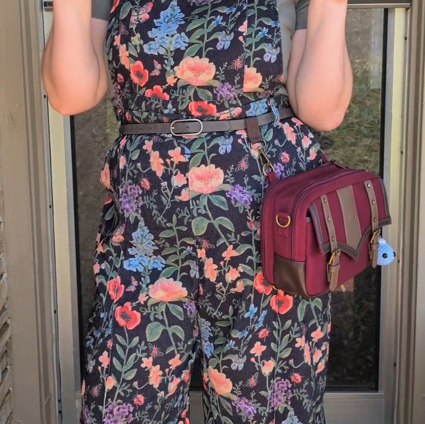 PRE-ORDER: Quester's Crossbody